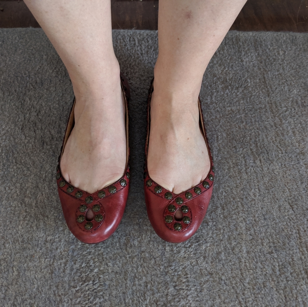Cute Frye Flats